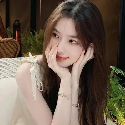 罗塞里尼家族絮语 封面